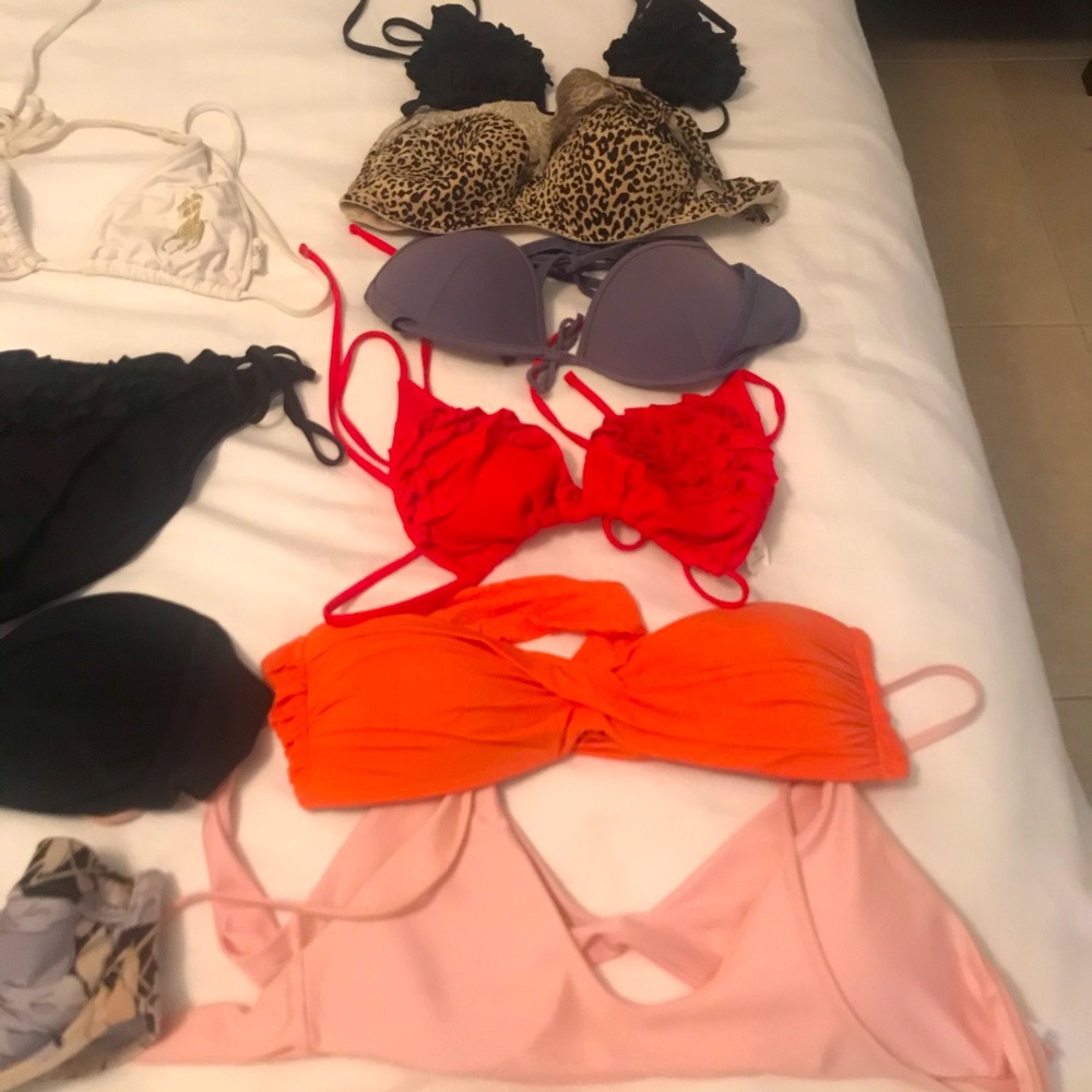 A bundle mix & max of bikinis !!